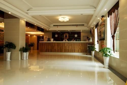 Super 8 Anyang Hong Qi Road Hotell Exteriör bild